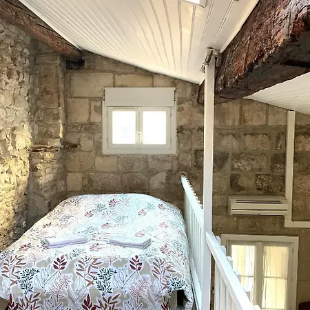 شقة Place Aux Herbes